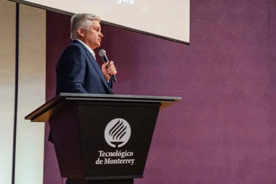 5 consejos de John Sutcliffe, reportero de ESPN, para cumplir tus sue&ntilde;os