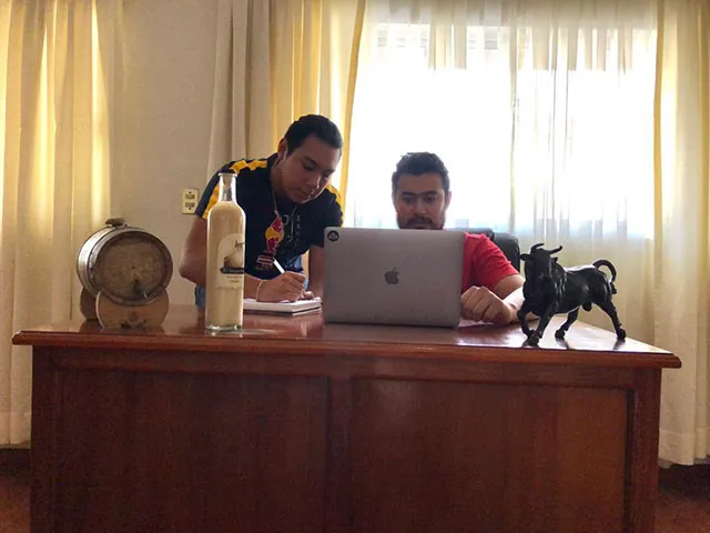 Alumno de PrepaTec crea su marca de toritos el Boquer&oacute;n