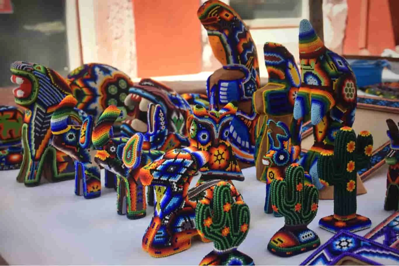 Artesanos-zacatecanos-est&aacute;n-en-una-situaci&oacute;n-econ&oacute;mica-comprometida-se-busca-darles-difusi&oacute;n-entre-los-jovenes