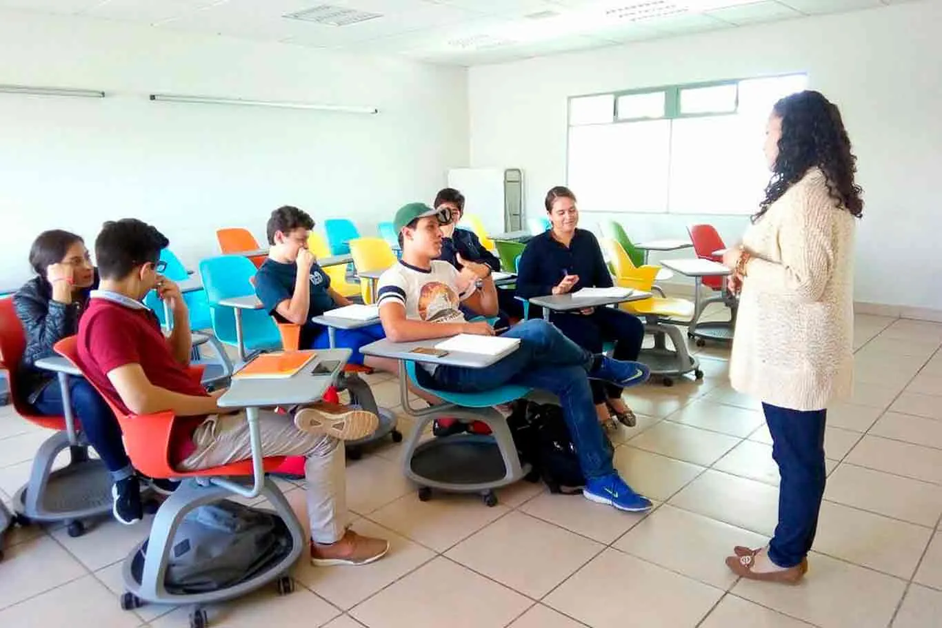 Clases impartidas en PrepaTec Zacatecas por la maestra Martha Ram&iacute;rez 