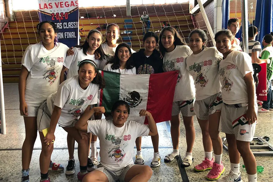 Danna Torres y su equipo de la Selecci&oacute;n Guanajuatense
