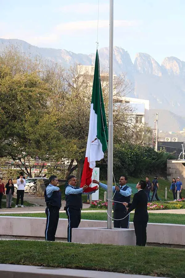 D&iacute;a de la Bandera en el campus Monterrey