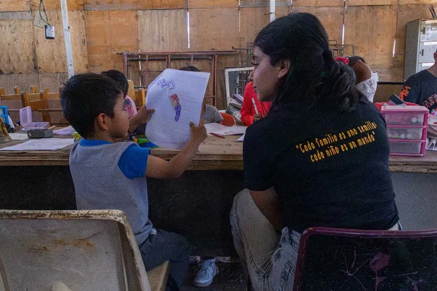 Estudiantes del Tec Qro buscan impactar en la sociedad a trav&eacute;s de N&uacute;cleo, proyecto social que tiene el objetivo de reducir la desigualdad infantil. 