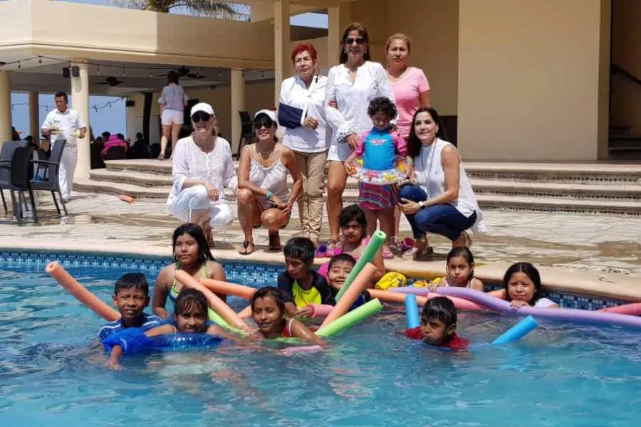 Evento ben&eacute;fico "Reg&aacute;lame un mar de vida 2018".