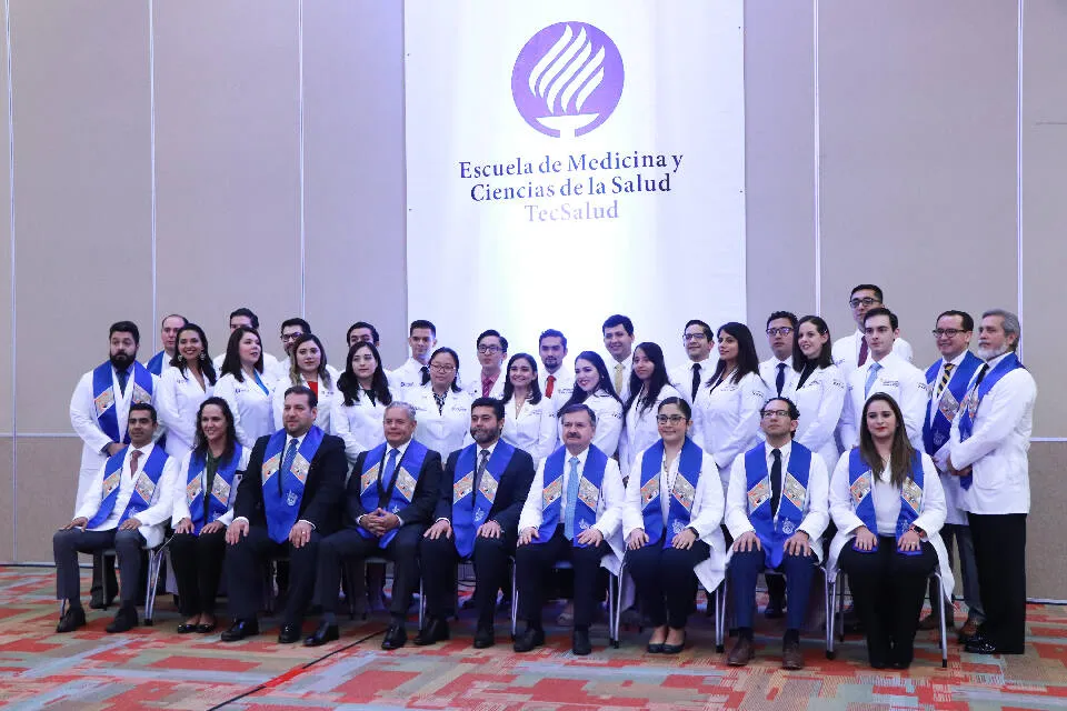 Graduaci&oacute;n MC y LNB