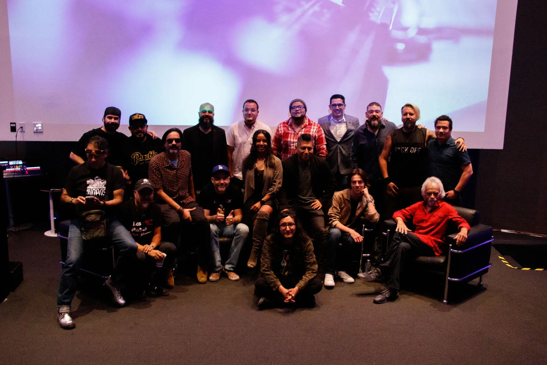 Parte de los m&uacute;sicos que participaron en la producci&oacute;n del programa