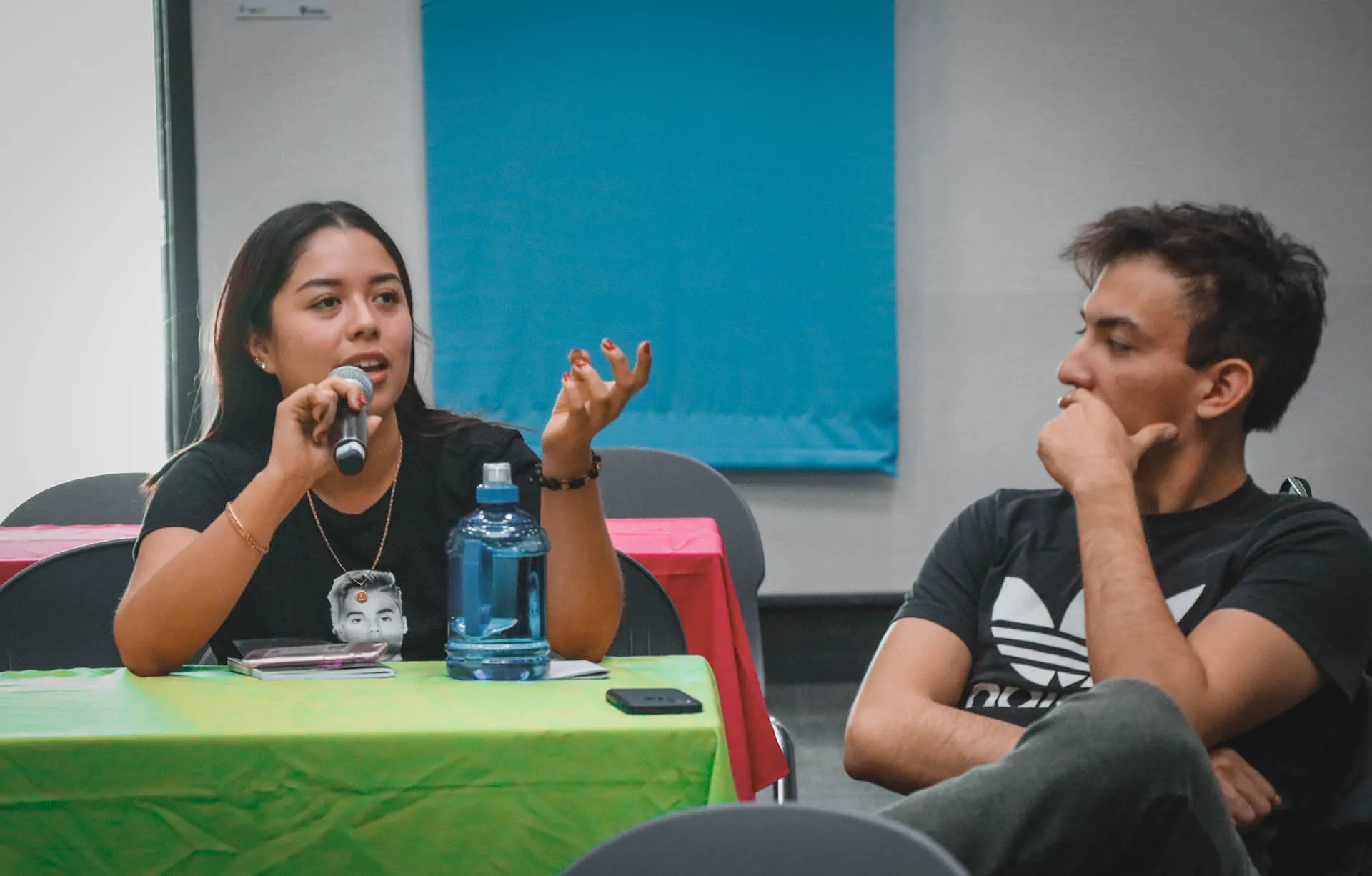 Tanya Moss dise&ntilde;adora de joyer&iacute;a visit&oacute; el Tec campus Quer&eacute;taro