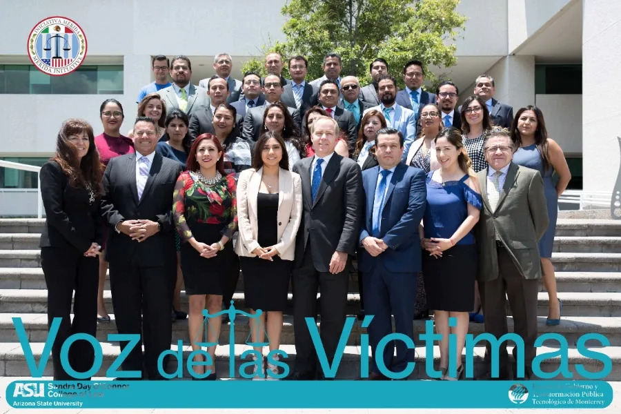 Integrantes del taller "Voz de las V&iacute;ctimas"