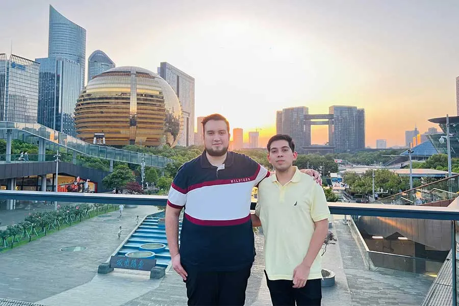 Octavio Alem&aacute;n y Octavio Guerra en China