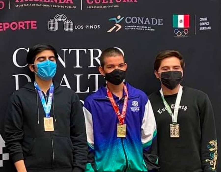 Iván gana el segundo lugar en Nacional de Ajedrez