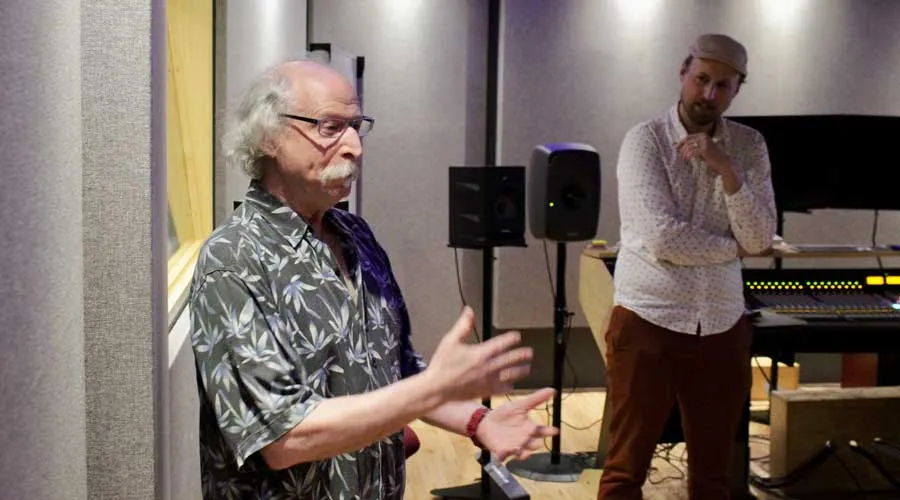 Josh Rogosin ingeniero de sonido pionero de los Tiny Desk Concerts, imparti&oacute; un curso especializado de m&uacute;sica para streaming en Tec campus Quer&eacute;taro. 