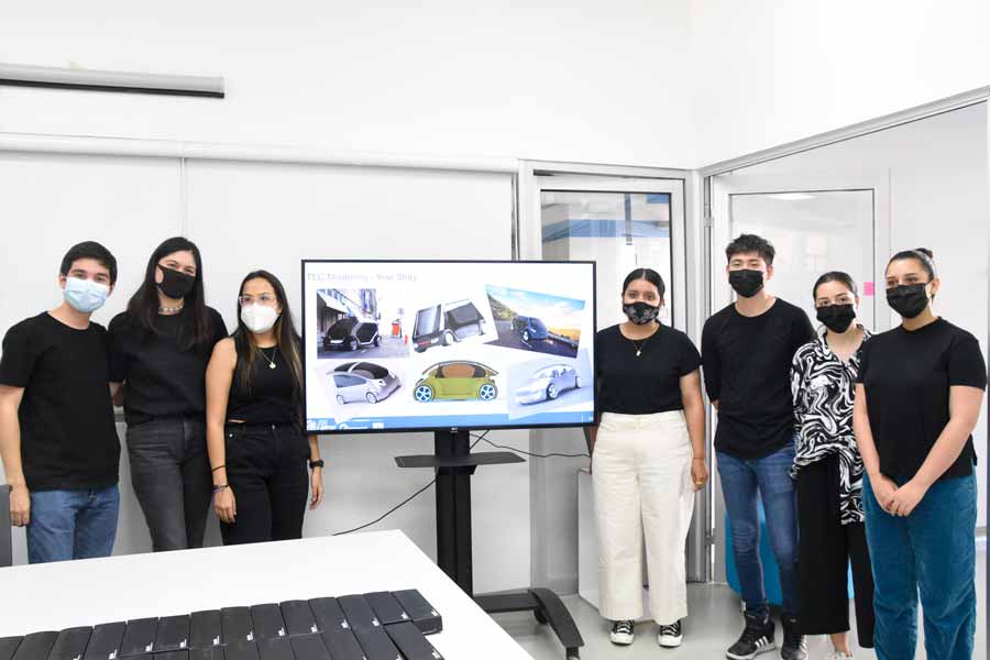 Alumnos de campus Monterrey ganadores del Steel E-Motive