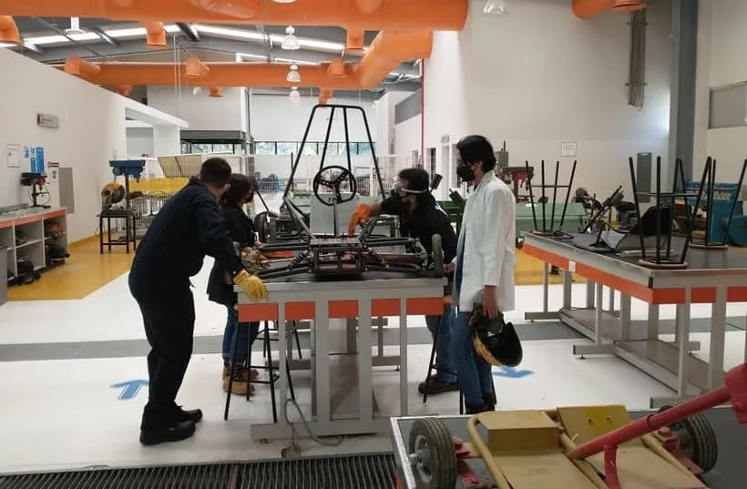 Alumnos de Ingenier&iacute;a Mecatr&oacute;nica (IMT) del Tec desarrollan Go-kart el&eacute;ctrico
