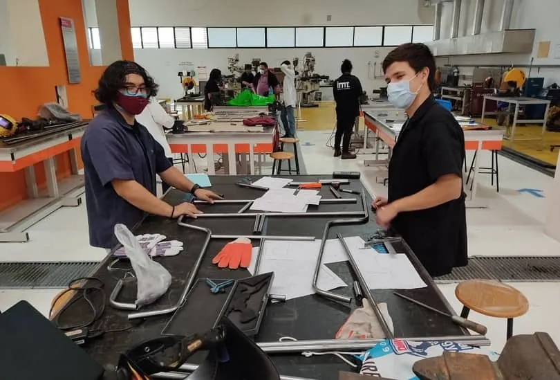 Alumnos de Ingenier&iacute;a Mecatr&oacute;nica (IMT) del Tec desarrollan Go-kart el&eacute;ctrico