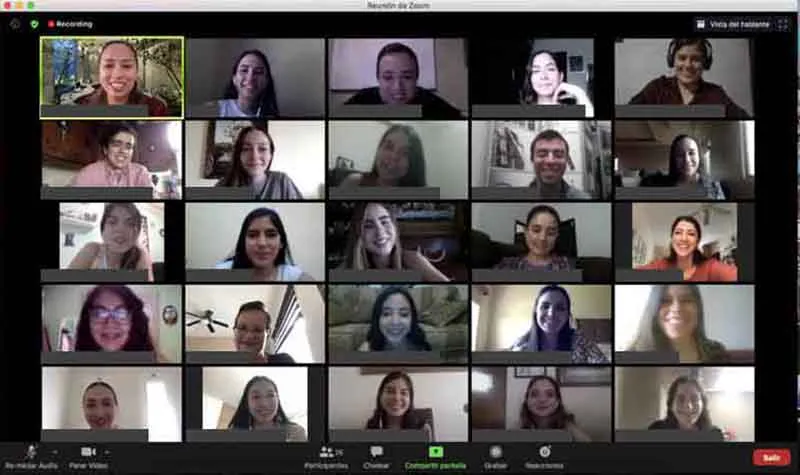 alumnos IIA en su sesi&oacute;n virtual de &uacute;ltimo d&iacute;a de clases