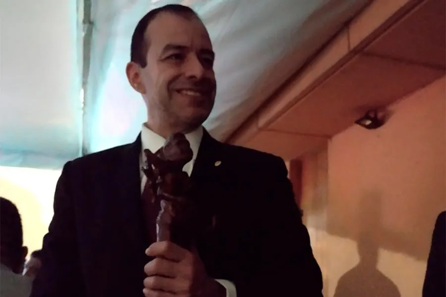 Profesor del Tec es reconocido por la Fundaci&oacute;n Amantes de M&eacute;xico