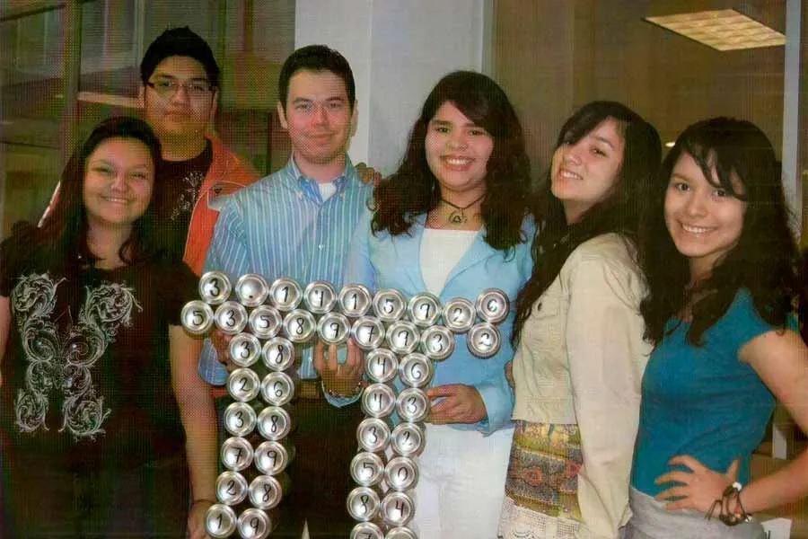 Clase del profesor &Aacute;ngel Garza.