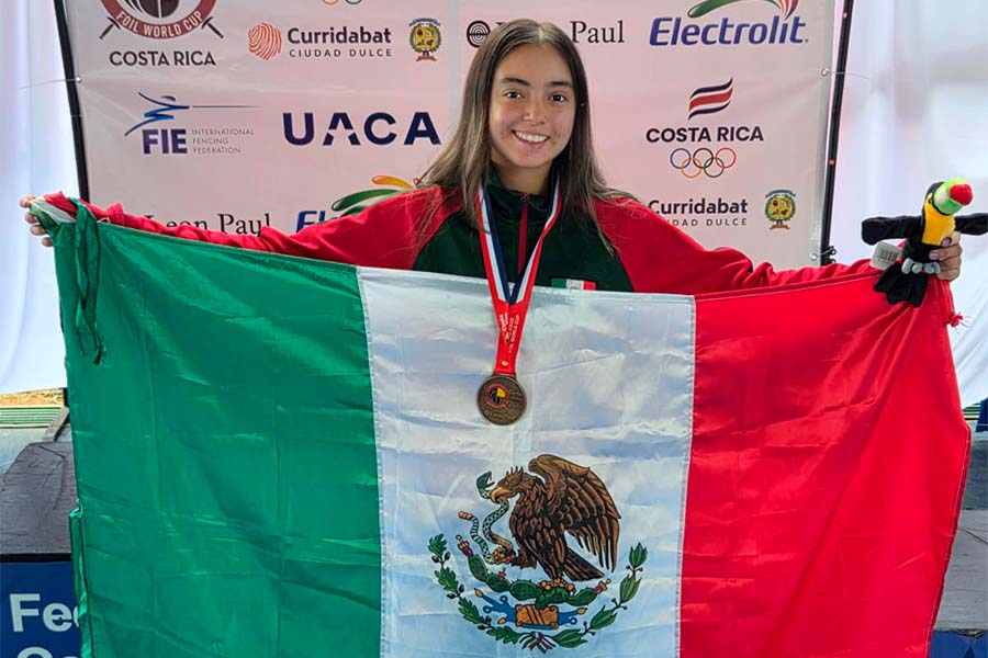 Oro mundial y top 11: así brilló esgrimista de PrepaTec Metepec