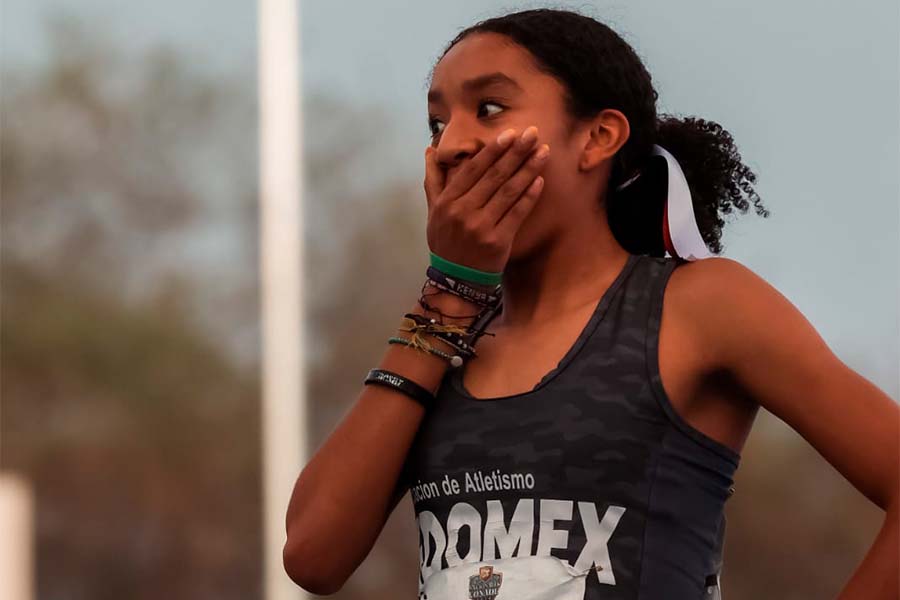 Atleta de PrepaTec Metepec porta oro y rompe récord nacional