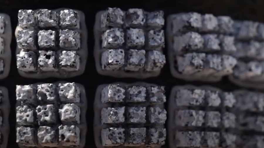 La banda Omnius usa nanotecnología en sus materiales para evaporar el sudor y enfriar en el proceso