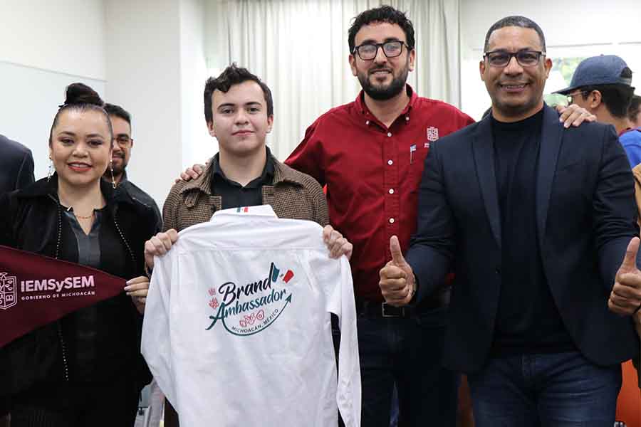 Embajador comercial en Abu Dabi