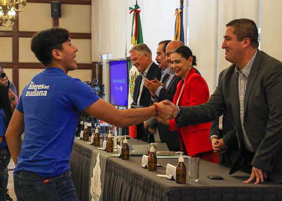 Becas de Gobierno de Jalisco para el programa L&iacute;deres del Ma&ntilde;ana del Tec.