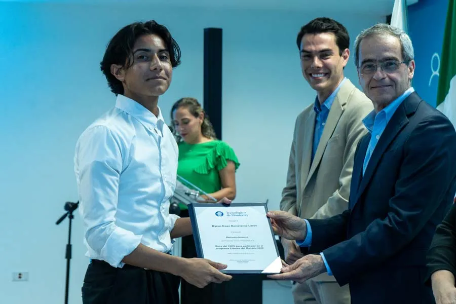 Byron Benavente es el nuevo L&iacute;der del Ma&ntilde;ana de la generaci&oacute;n once