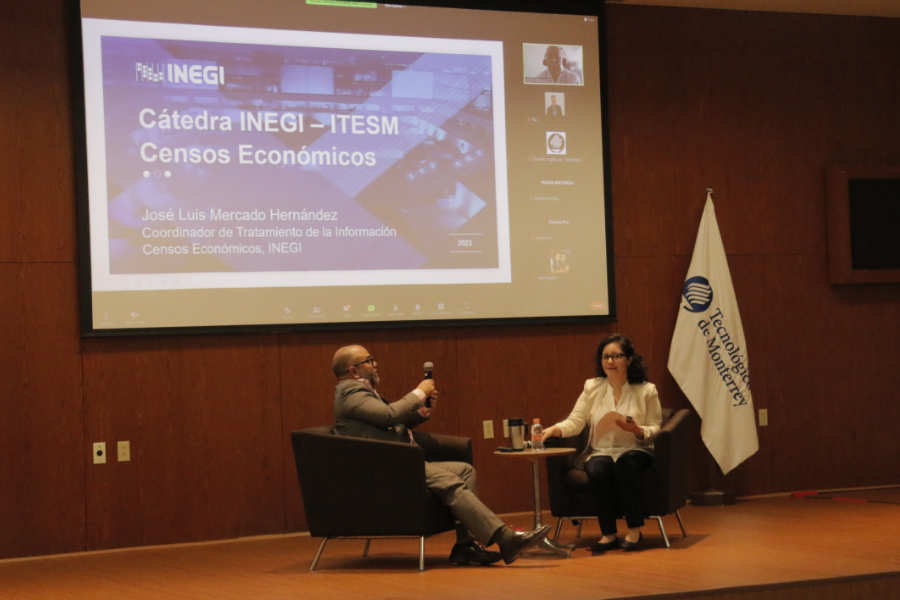 C&aacute;tedra INEGI en campus Guadalajara sobre productividad laboral