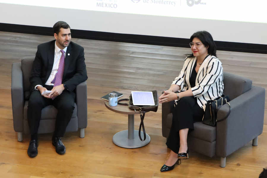 C&aacute;tedra INEGI en Monterrey sobre viviendas en M&eacute;xico
