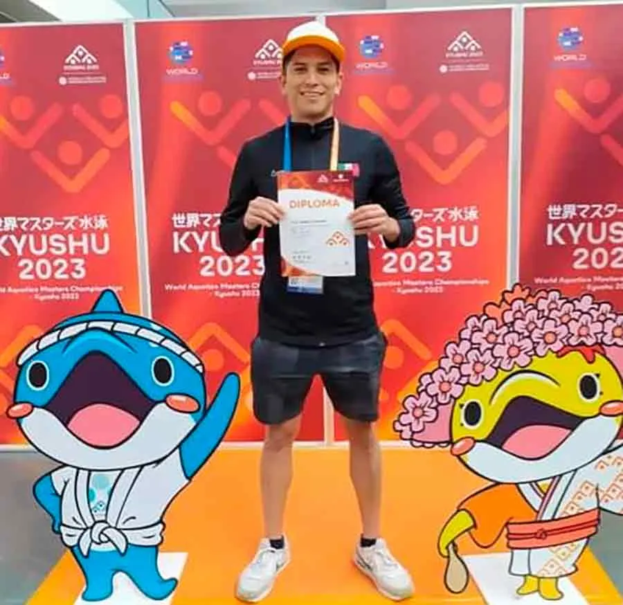 Dos egresados del Tec Guadalajara participaron en el campeonato mundial de nataci&oacute;n.