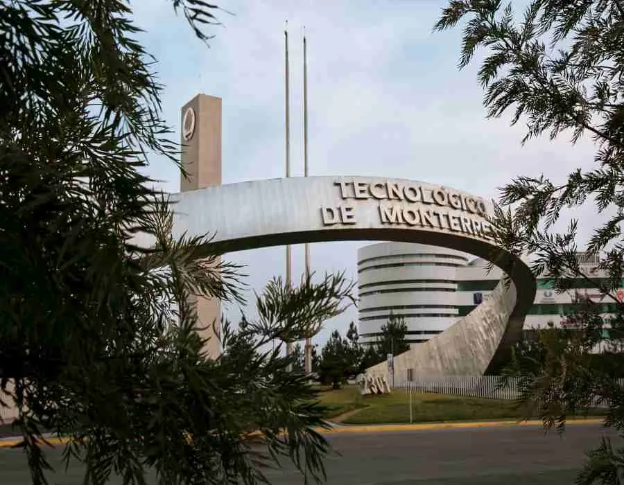18 a&ntilde;os formando a los mejores profesionistas de la regi&oacute;n sur del pa&iacute;s.