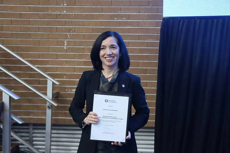 Carmen Hern&aacute;ndez, profesora titular del campus Monterrey. 