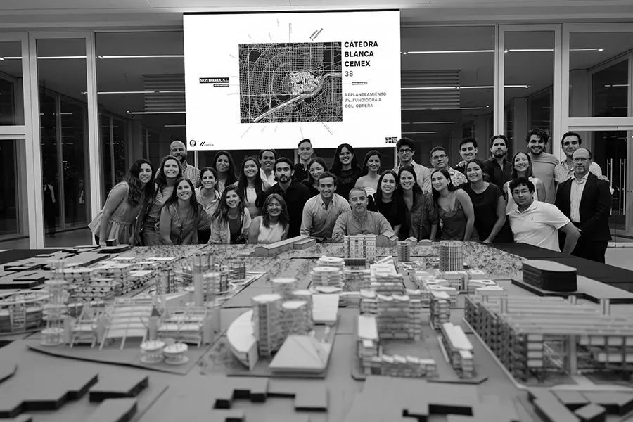 Alumnos Tec de Monterrey, C&aacute;tedra Blanca 2018 proyecto Fundidora-Obrera