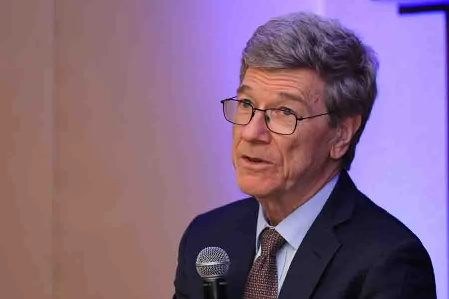 4 causas de la crisis global seg&uacute;n Jeffrey Sachs, asesor de la ONU
