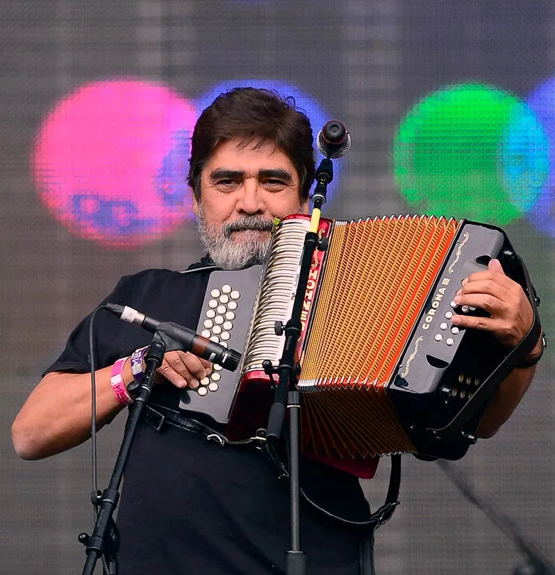 Celso Pi&ntilde;a llev&oacute; su m&uacute;sica a pa&iacute;ses de Sudam&eacute;rica, Europa y Asia.