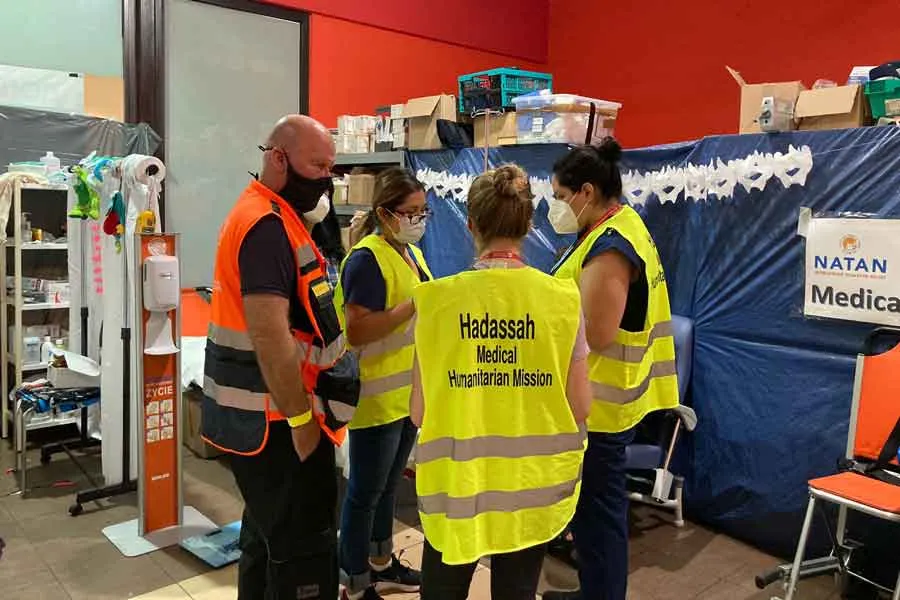 M&eacute;dicos TecSalud en Polonia