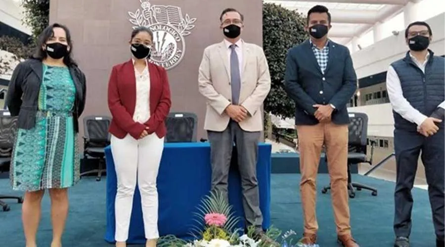 ceremonia l&iacute;deres del ma&ntilde;ana en Tec campus Ciudad Obreg&oacute;n