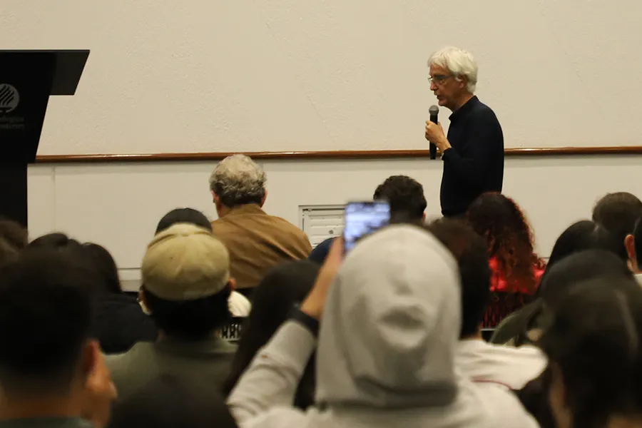 Christophe Claramunt durante su conferencia en el Tec campus Estado de M&eacute;xico.