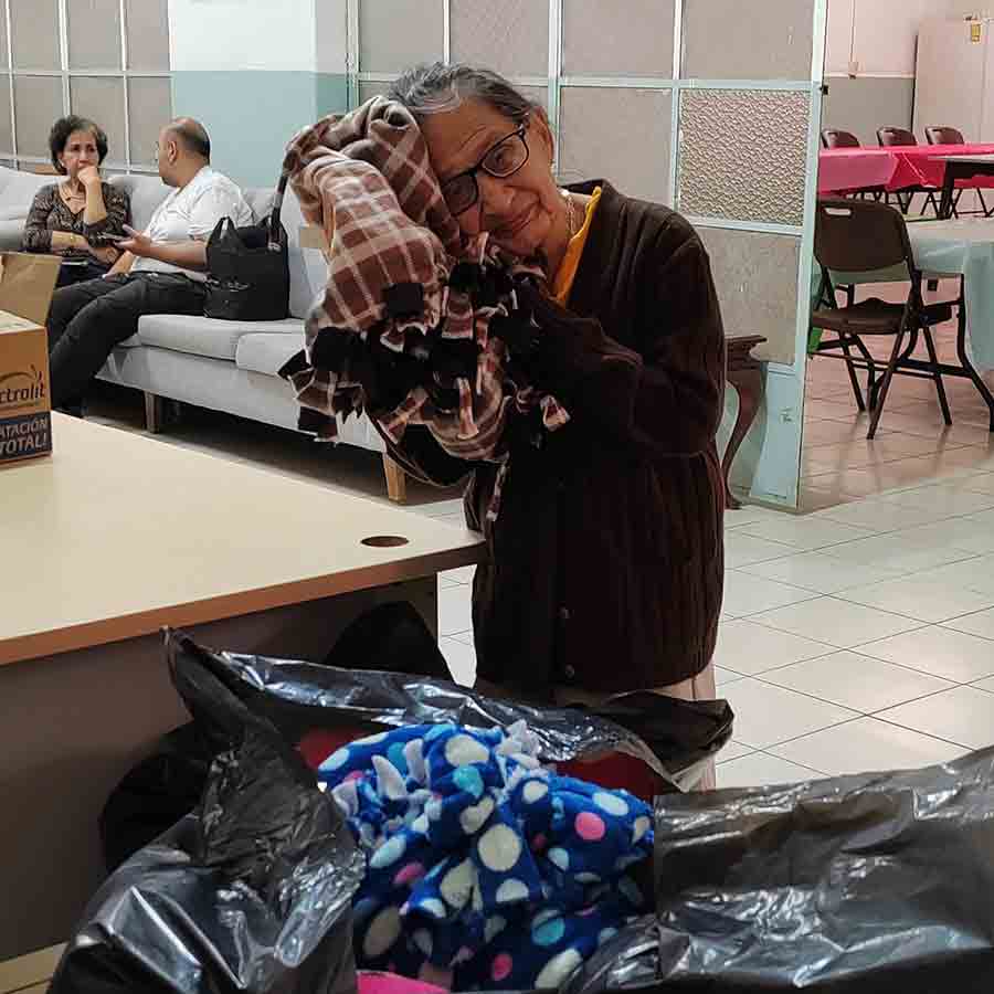 Cobijatón, labor social en PrepaTec Santa Anita.