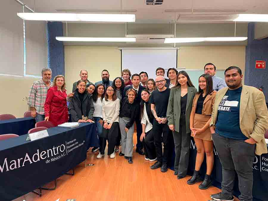 Concurso debate mar adentro, en el que triunf&oacute; la PrepaTec Guadalajara. 