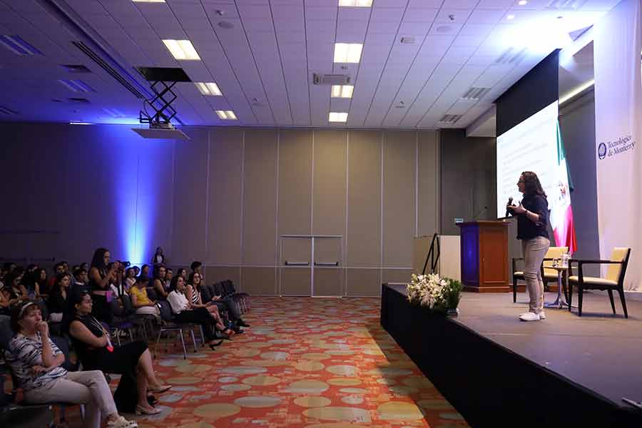 Tecnolog&iacute;a para procesamiento de alimentos, en el congreso de biotecnolog&iacute;a del Tec Guadalajara. 