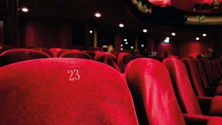 Expertos comparten consejos de producci&oacute;n teatral