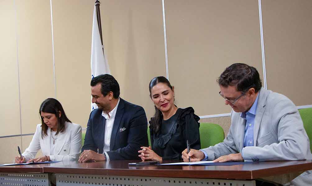 Tec Guadalajara firm&oacute; convenio para impulsar labor social con GAP, Grupo Aeroportuario del Paci&iacute;fico. 