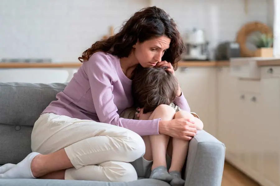 Ense&ntilde;a a tus hijos que las cosas no siempre salen bien y ayuda a que se enfoque en encontrar soluciones a sus desaf&iacute;os.
