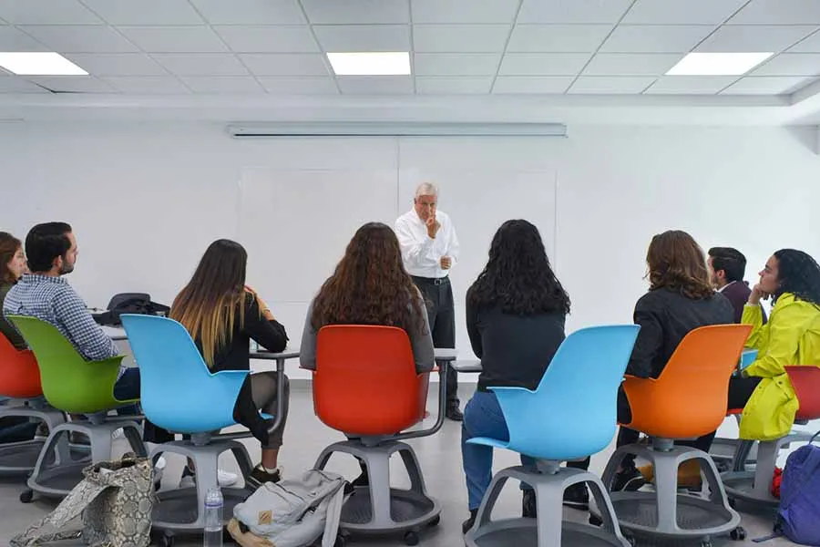 David Noel en conferencia sobre 10 retos para M&eacute;xico como sociedad