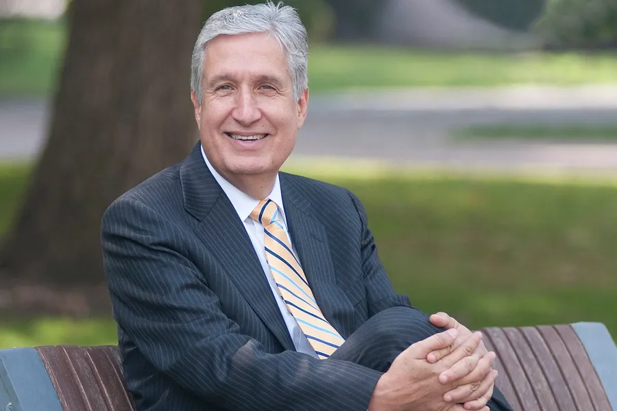 David Noel Ram&iacute;rez, rector em&eacute;rito del Tec de Monterrey.