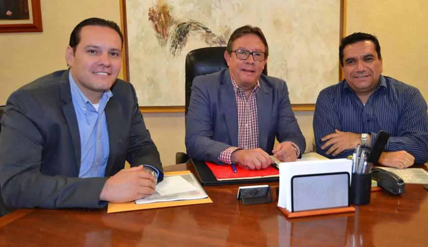 subsecretario de Administraci&oacute;n y Planeaci&oacute;n en la Secretar&iacute;a de Educaci&oacute;n del Estado de Chihuahua,