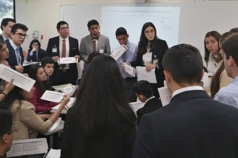 La delegaci&oacute;n de campus Chiapas participando en el HNMUN-LA 2020