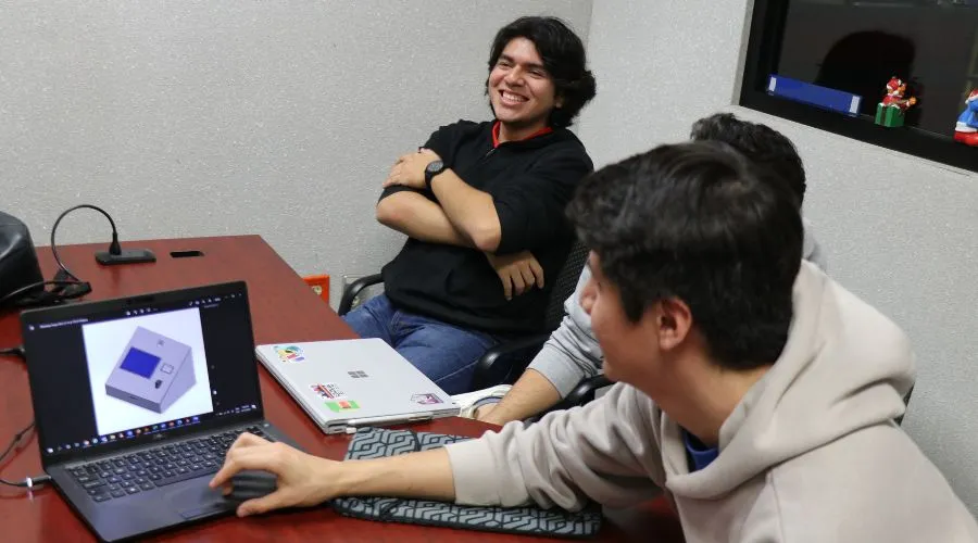 Equipo Chepotronics trabaja en desarrollo de urna electr&oacute;nica para Nuevo Le&oacute;n