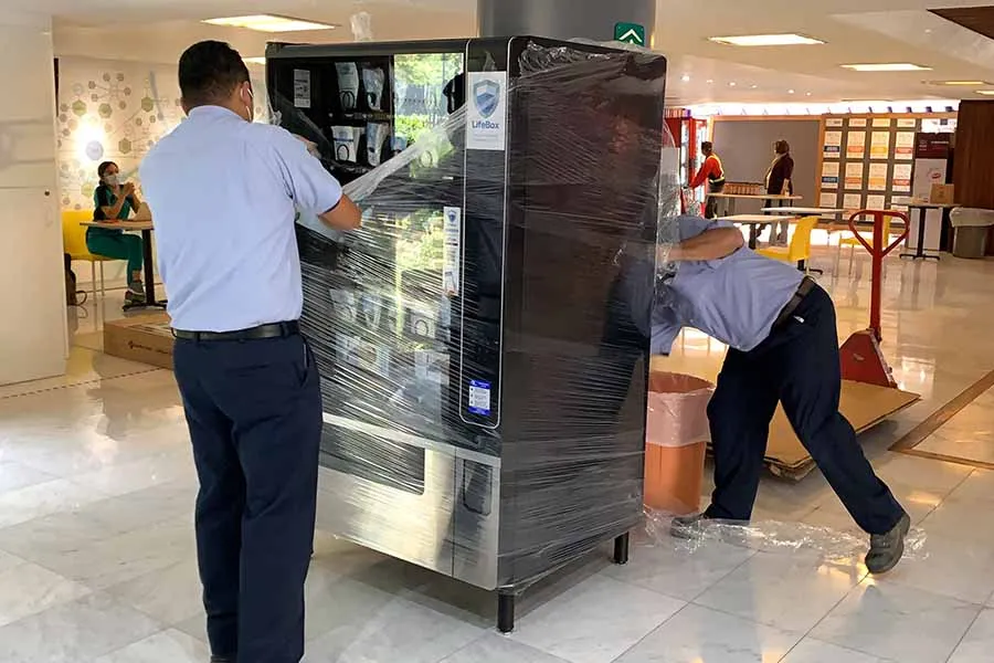 LifeBox: dispensadora de equipo de protecci&oacute;n para personal de salud